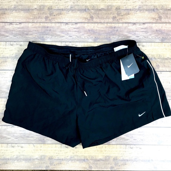 π Nike DriFit Running Shorts
